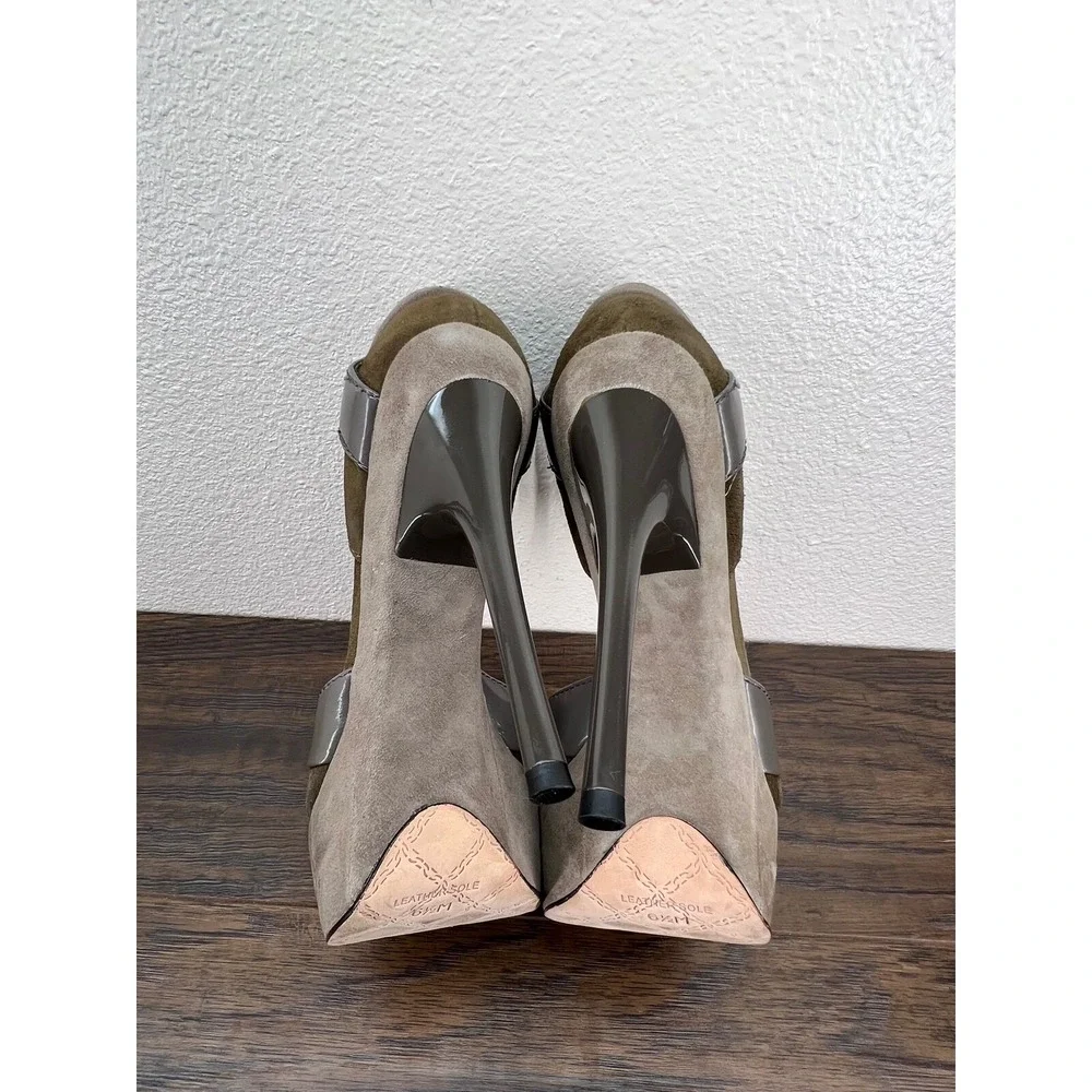 L.A.M.B. Peppa Taupe Gray Suede‎ & Leather Platform Peep Toe Heels Size 6.5M